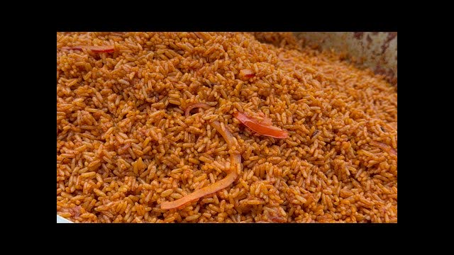 How to cook Smokey Nigerian Jollof Rice for parties.