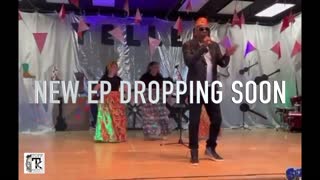 Never Give Up - Pupa Curly