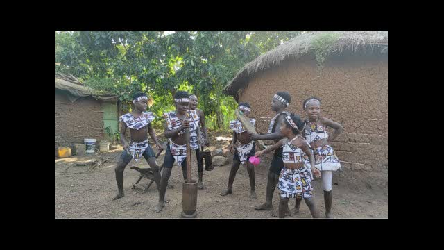 TRIPLETS GHETTO KIDS - WAKE UP MAMA by PUPA CURLY (Official Dance Video)